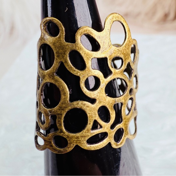 Vintage brasstone, bohemian chic 7 1/2 adjustable ring - Picture 3 of 3